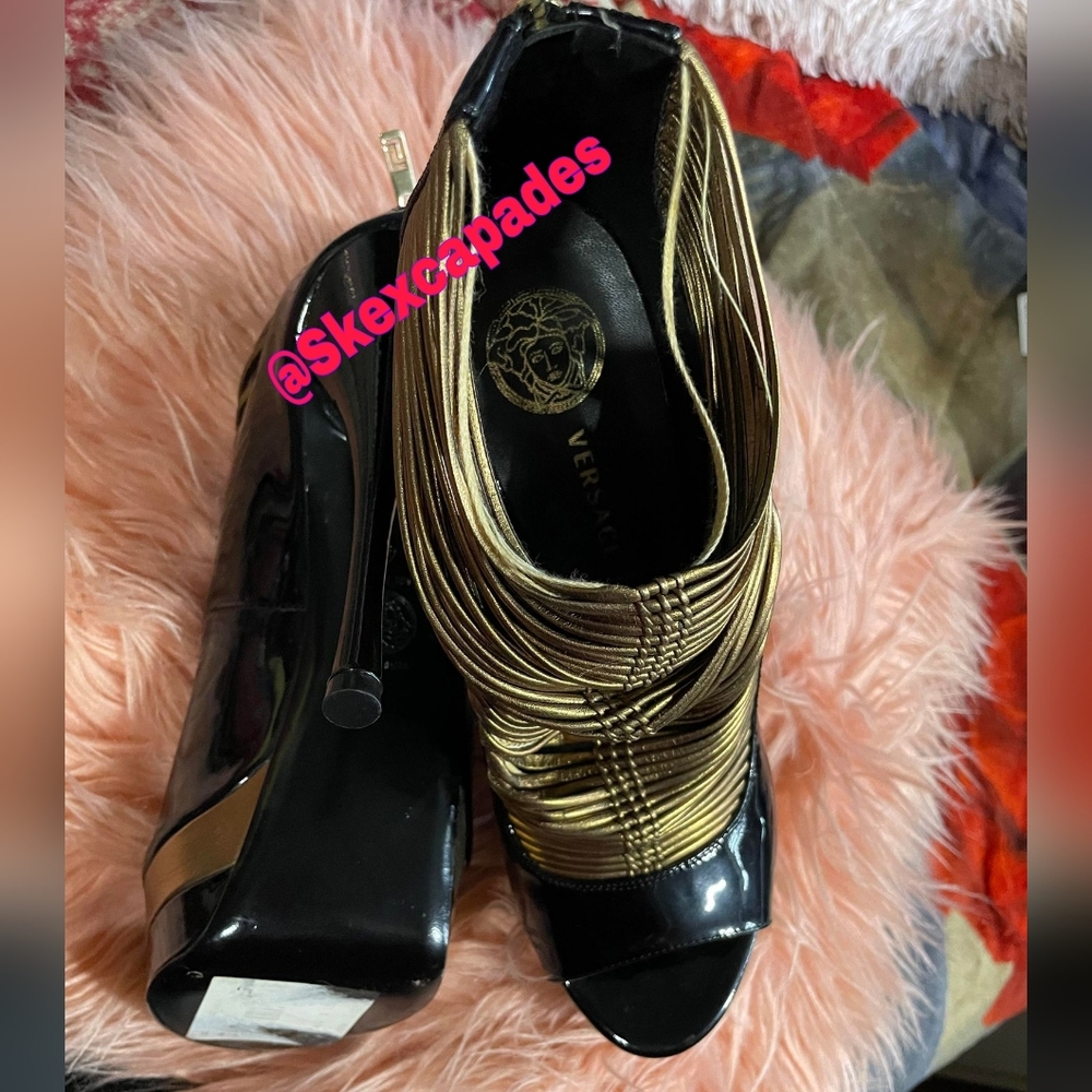 Versace heels - Picture 5 of 12